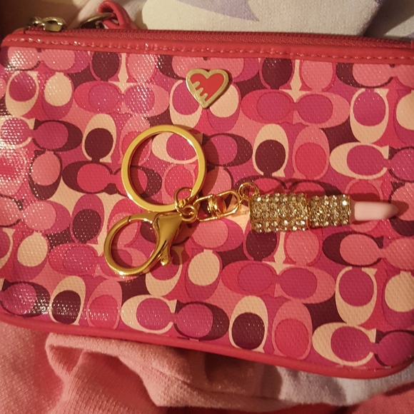 NWOT LEATHER COACH PURSE & WRISTLET - Picture 6 of 8